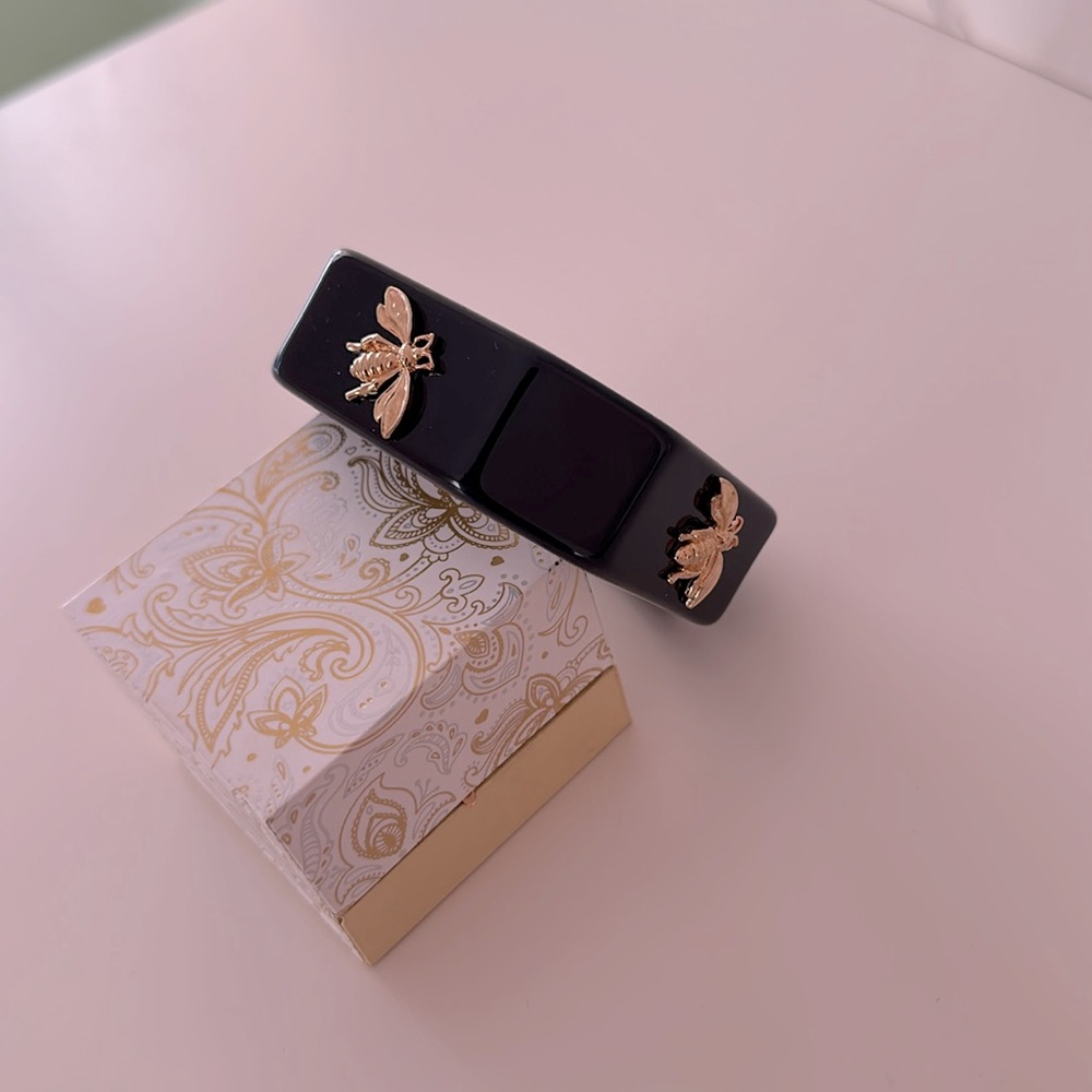 Bee bracelet - Picture 2 of 2